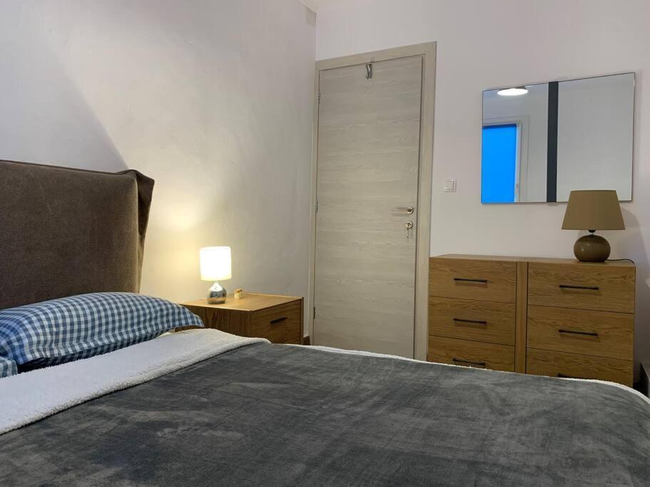 Blue Flag Award Winning Ormos Lo Beach: Home 1 Vrontádos Exteriör bild